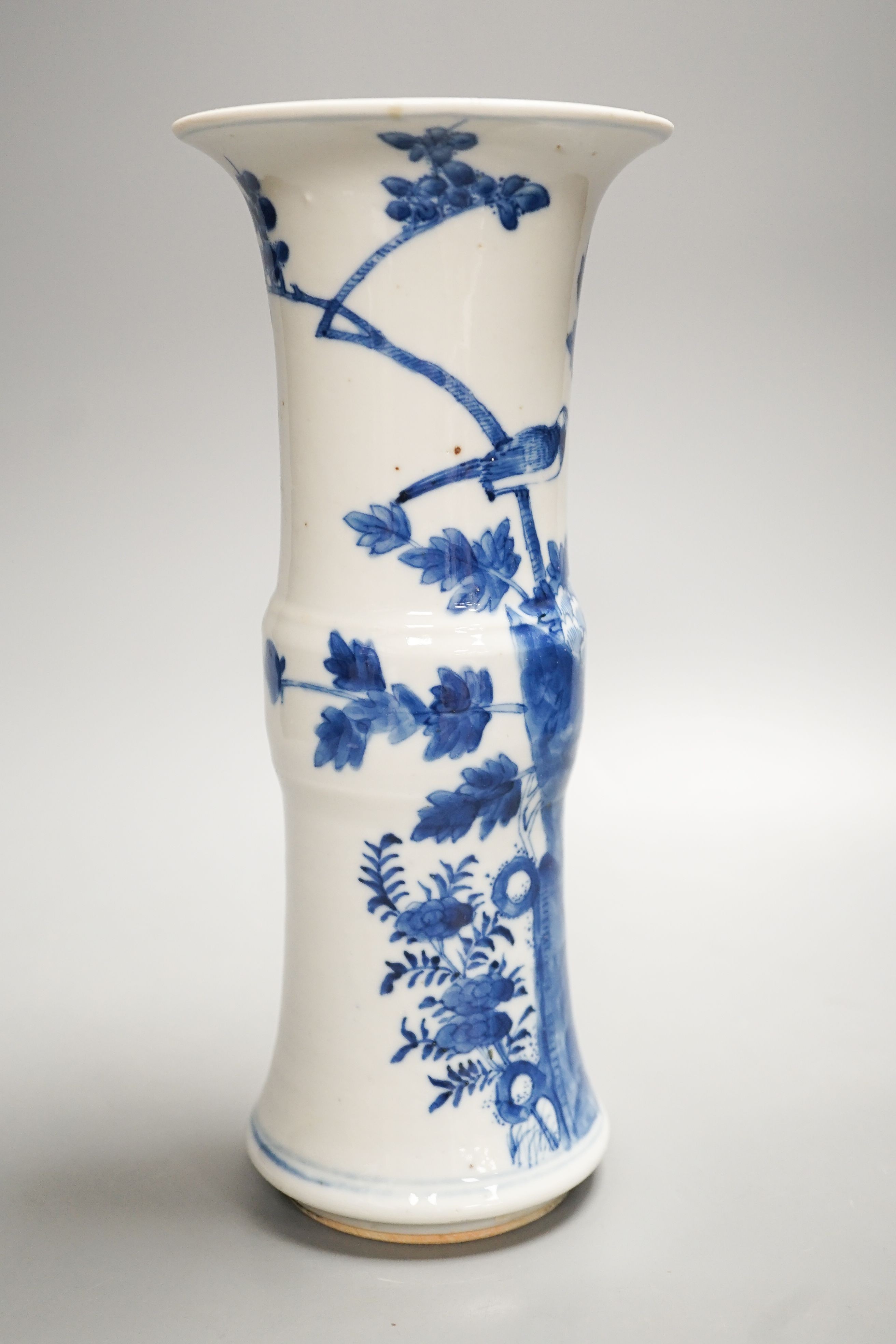 A 19th century Chinese blue and white beaker vase 26cm